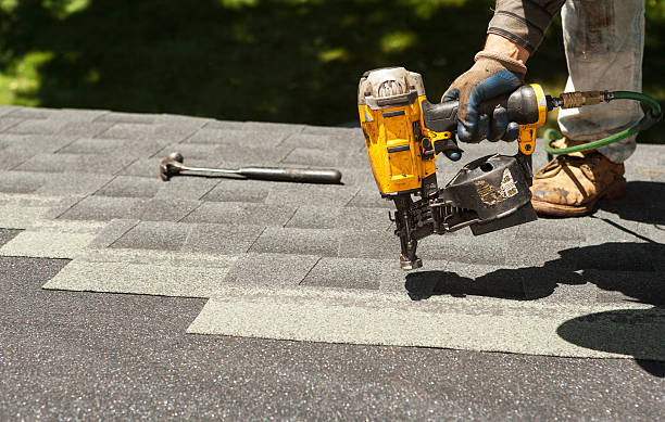 Best Residential Roofing Contractor  in Marshalltown, IA