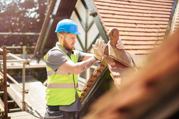Best Emergency Roof Repair  in Marshalltown, IA